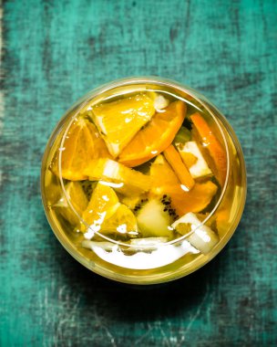 taze limonata, closeup fotoğraf ile Şarap kadehi