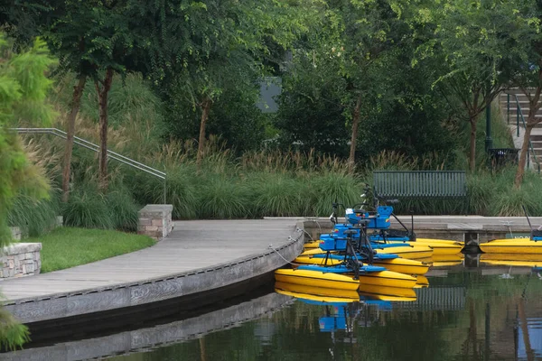 Waterbikes Boardwalk Woodlands Texas — Stock Photo, Image