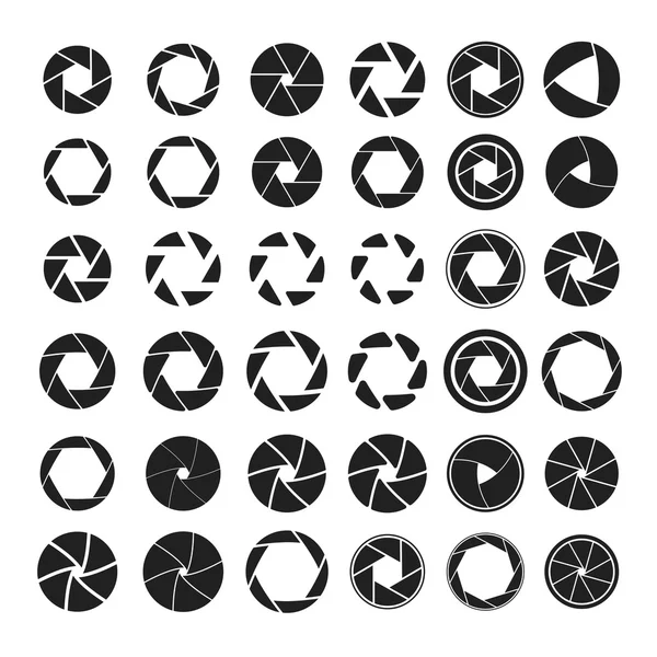 Set of black camera shutter icons on white background. — Stock Vector