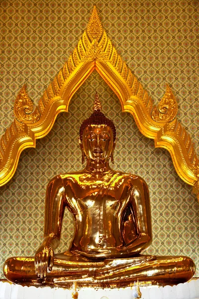 Gerçek altın buddha — Stok fotoğraf