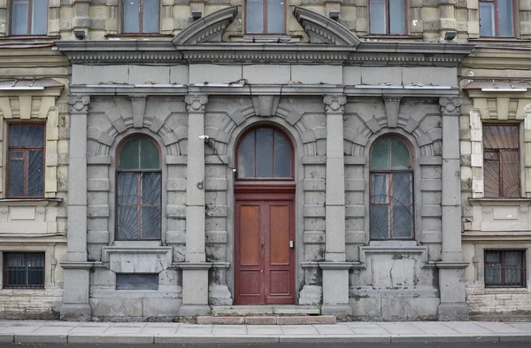 Entrada Para Antigo Edifício Pedra Cinzenta Almirantado São Petersburgo Rússia — Fotografia de Stock