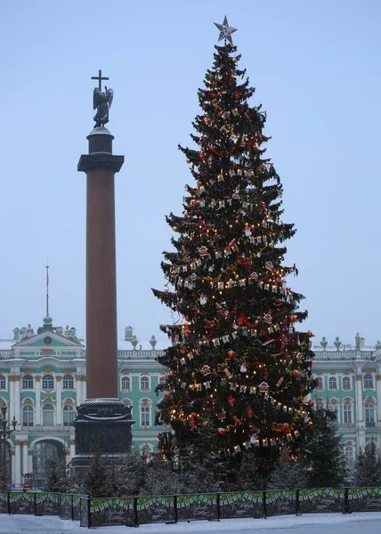 Árbol Navidad Plaza Ciudad Plaza Del Palacio San Petersburgo Rusia — Foto de Stock