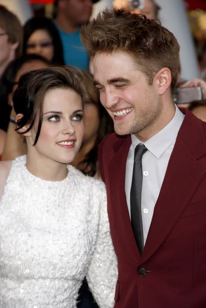 Kristen Stewart y Robert Pattison — Foto de Stock