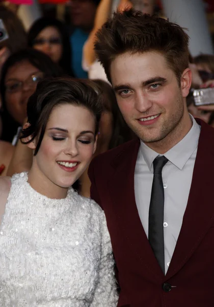 Kristen Stewart y Robert Pattison — Foto de Stock