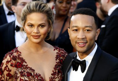 Chrissy Teigen ve John Legend