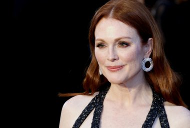 oyuncu julianne moore