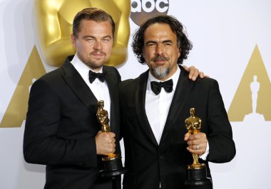 Alejandro Gonzalez Inarritu ve Leonardo Dicaprio