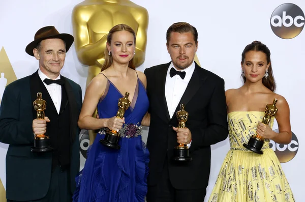 Leonardo dicaprio und alicia vikander — Stockfoto