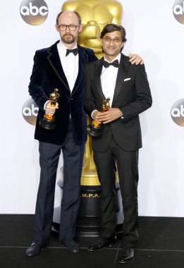 James Eşcinsel-Rees ve Asif Kapadia'dan
