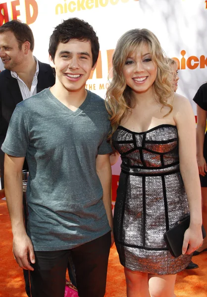 Jennette McCurdy en David Archuleta — Stockfoto