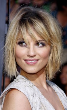 Şarkıcı Dianna Agron