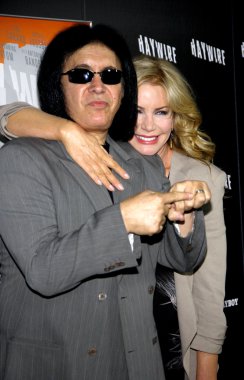 Gene simmons ve shannon tweed