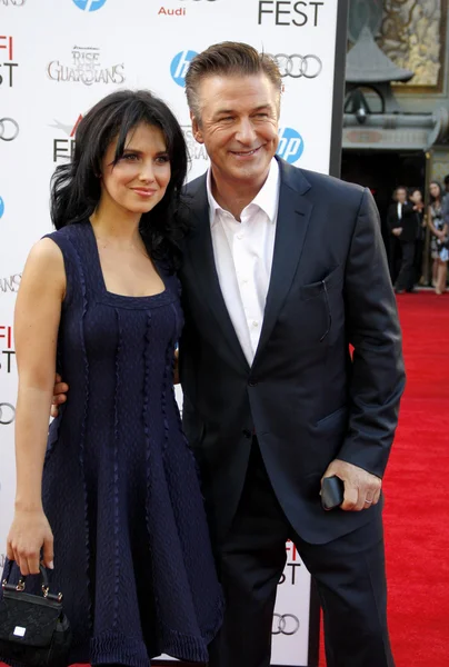 Alec Baldwin y Hilaria Thomas — Foto de Stock