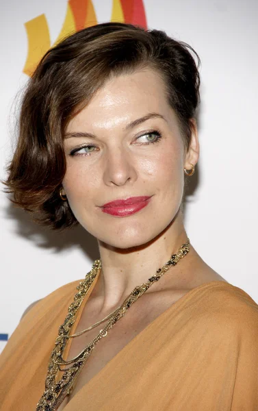 Actriz Milla Jovovich — Foto de Stock