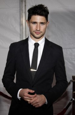 Aktör Matt Dallas