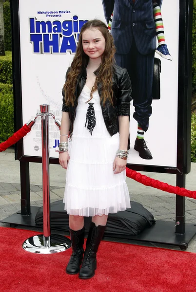 Atriz Madeline Carroll — Fotografia de Stock