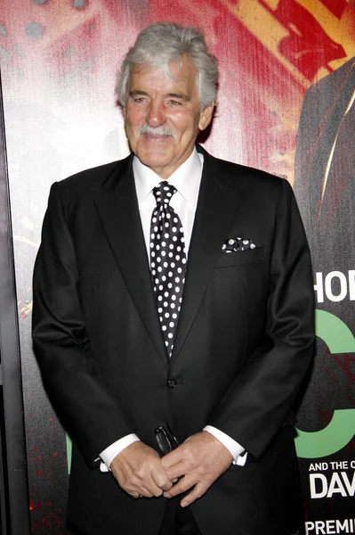 Aktör Dennis Farina