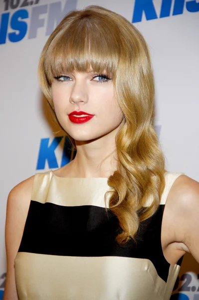 Singer-songwriter Taylor Swift — Stock Photo, Image
