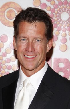 aktör James Denton