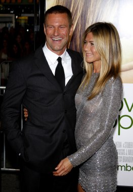 Aaron Eckhart ve Jennifer Aniston