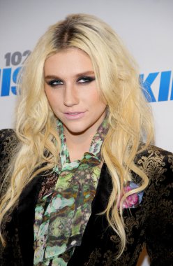 şarkıcı Kesha