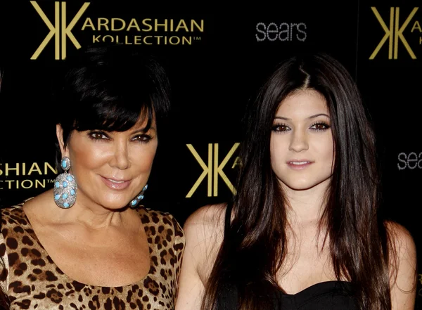 Kris Jenner and Kylie Jenner — Stock Photo, Image