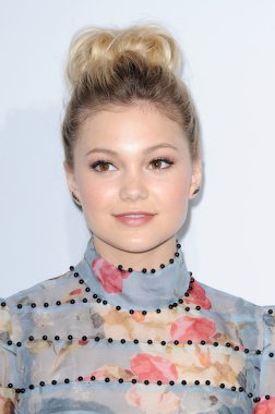 aktris Olivia Holt
