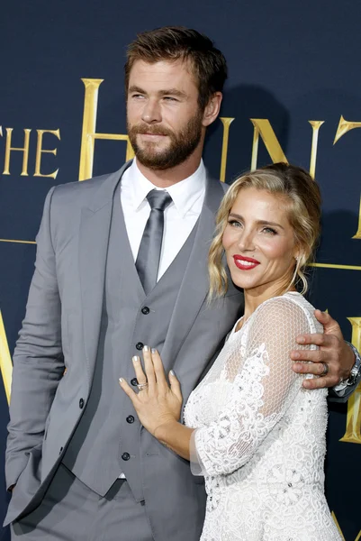 Chris Hemsworth y Elsa Pataky — Foto de Stock