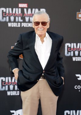 Sanatçı Stan Lee