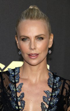 aktris charlize theron