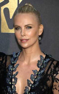 aktris charlize theron