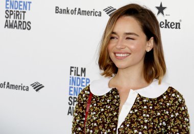 aktrist Emilia Clarke