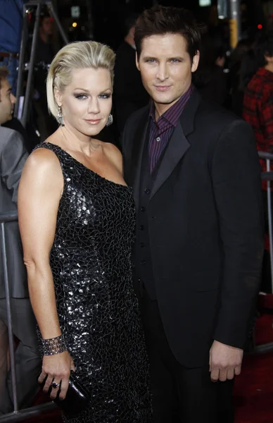 Jennie Garth y Peter Facinelli — Foto de Stock