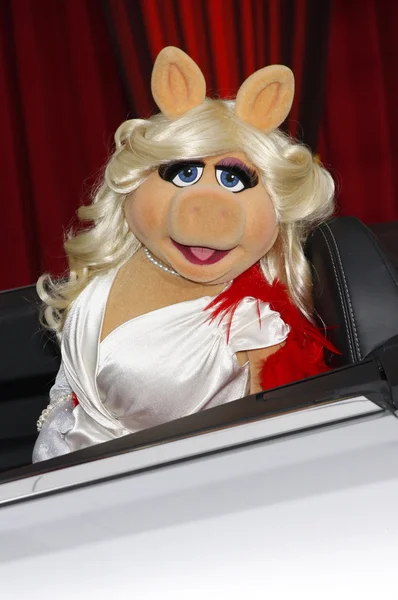 Muppet postać Panna Piggy — Zdjęcie stockowe