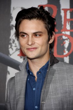 Aktör Shiloh Fernandez