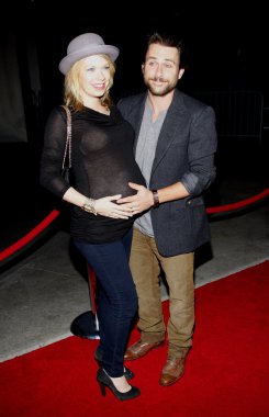 Mary elizabeth ellis, charlie bir gün