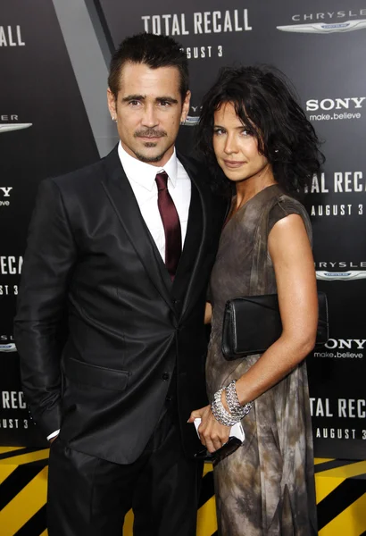 Colin Farrell y Claudine Farrell — Foto de Stock