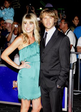 Sarah wright ve eric christian olsen