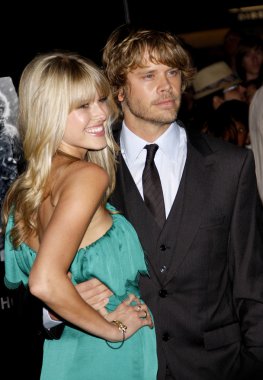 Eric christian olsen ve sarah wright