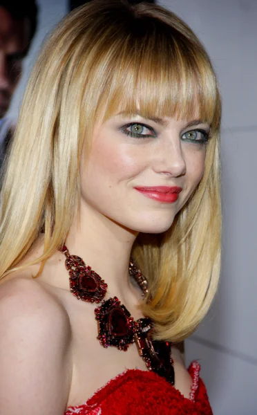 aktris emma stone