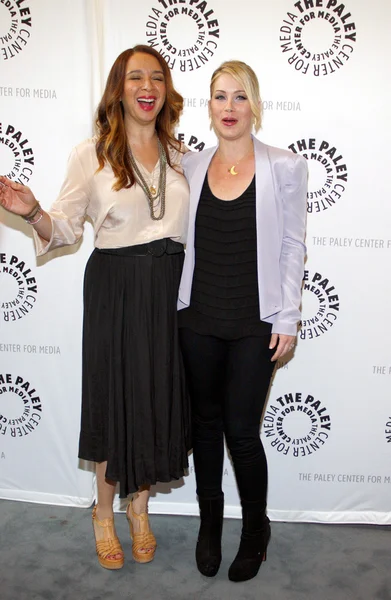 Christina Applegate ve Maya Rudolph