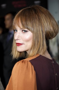 oyuncu ve model Sienna Guillory