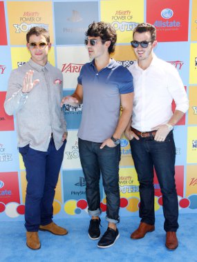 Jonas Brothers müzik grubu