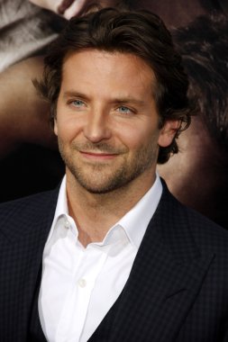 aktör ve yapımcı Bradley Cooper
