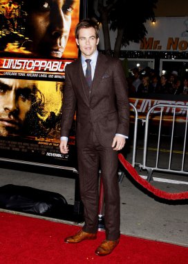 Aktör Chris Pine