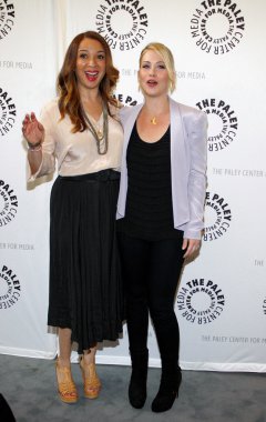 Christina Applegate ve Maya Rudolph