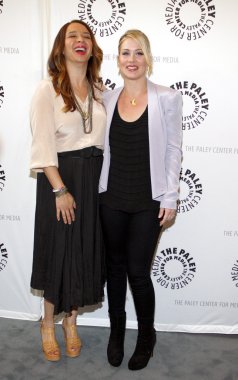 Christina Applegate ve Maya Rudolph