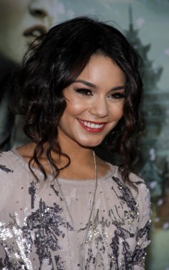 oyuncu ve şarkıcı Vanessa Hudgens