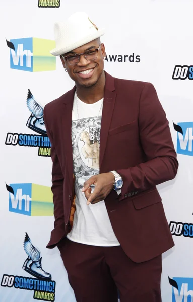 Ne-Yo na 2012 dělají něco ocenění — Stock fotografie