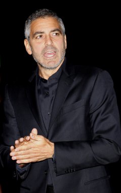 aktör george clooney